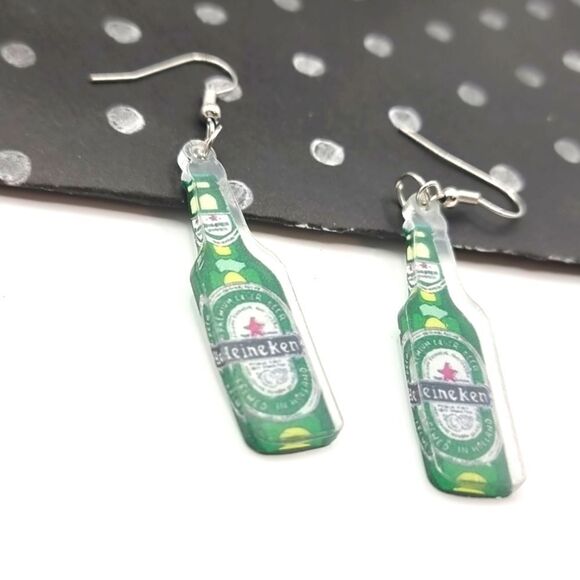 New HEINEKEN BEER BOTTLE cocktail  acrylic earrings - Picture 5 of 10